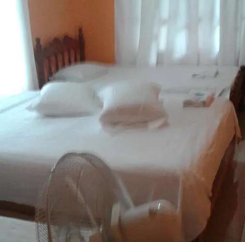 Brian House * GUANACASTE